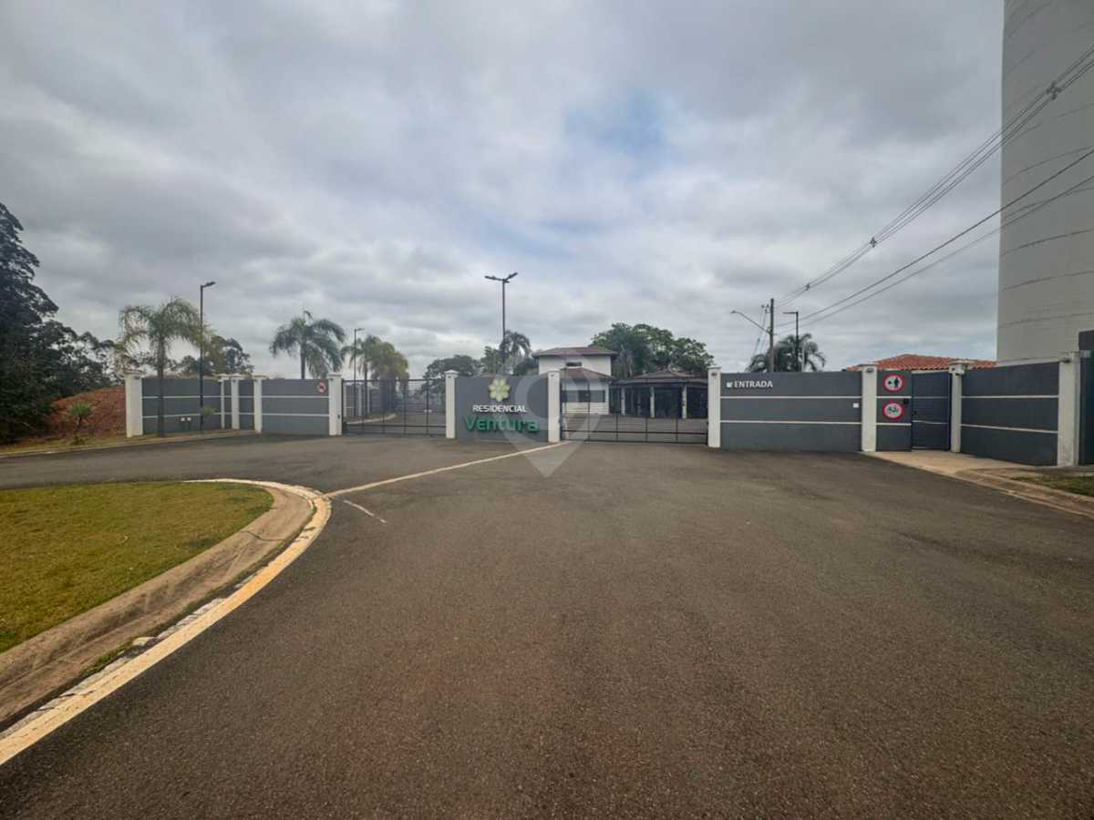 WhatsApp Image 2025-10-08 at 1 - 5