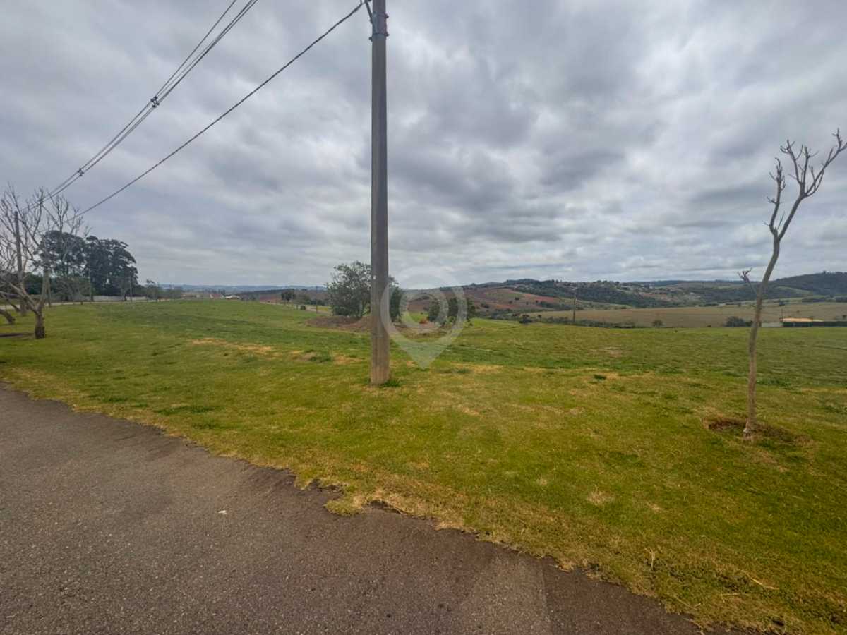 WhatsApp Image 2025-10-08 at 1 - 4