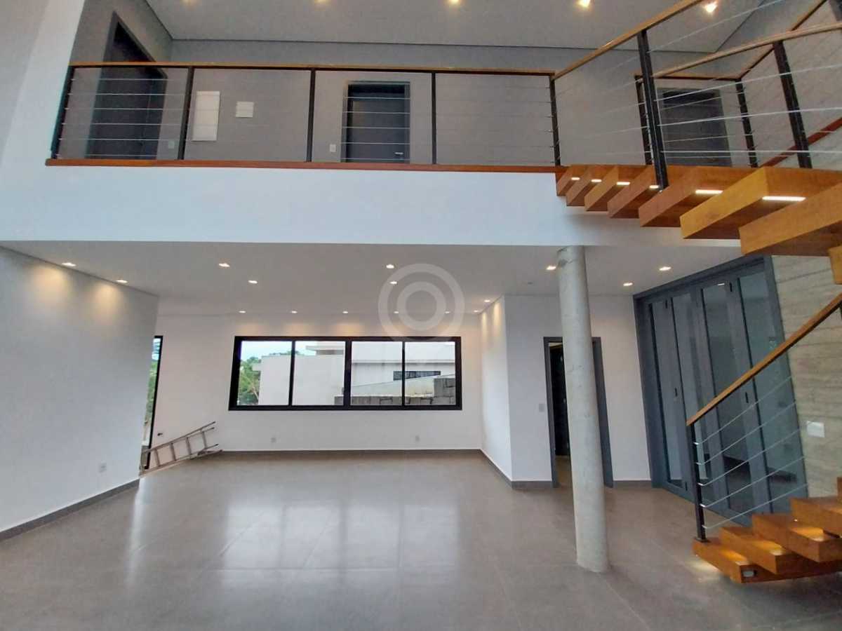 WhatsApp Image 2025-10-23 at 1 - 6