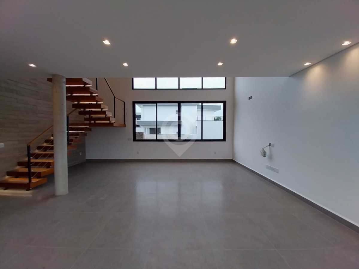 WhatsApp Image 2025-10-23 at 1 - 5