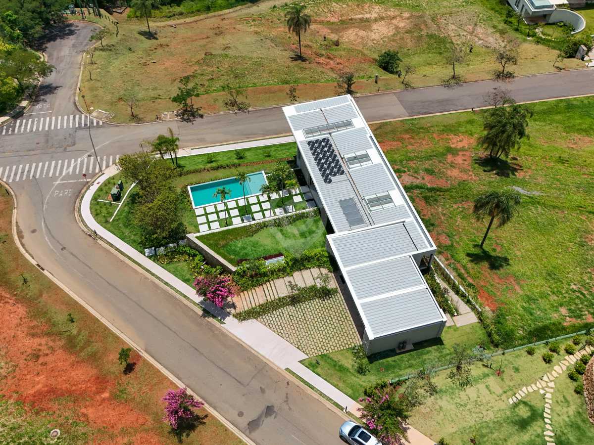 DJI_20251204110040_0001_D - 29