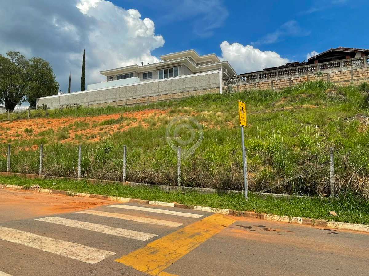 WhatsApp Image 2025-12-09 at 1 - 4