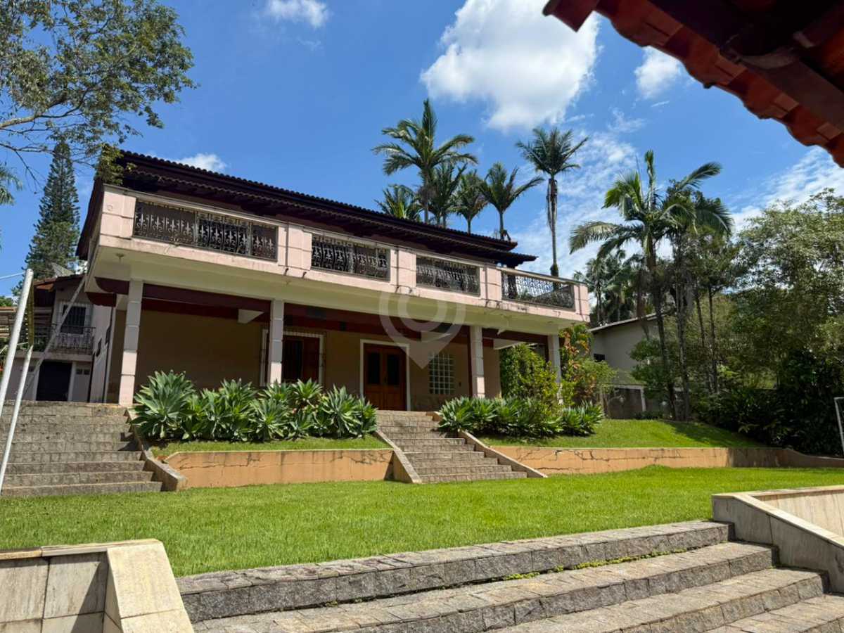 5fa80e6d-35b1-4a24-8855-5207e2 - 3