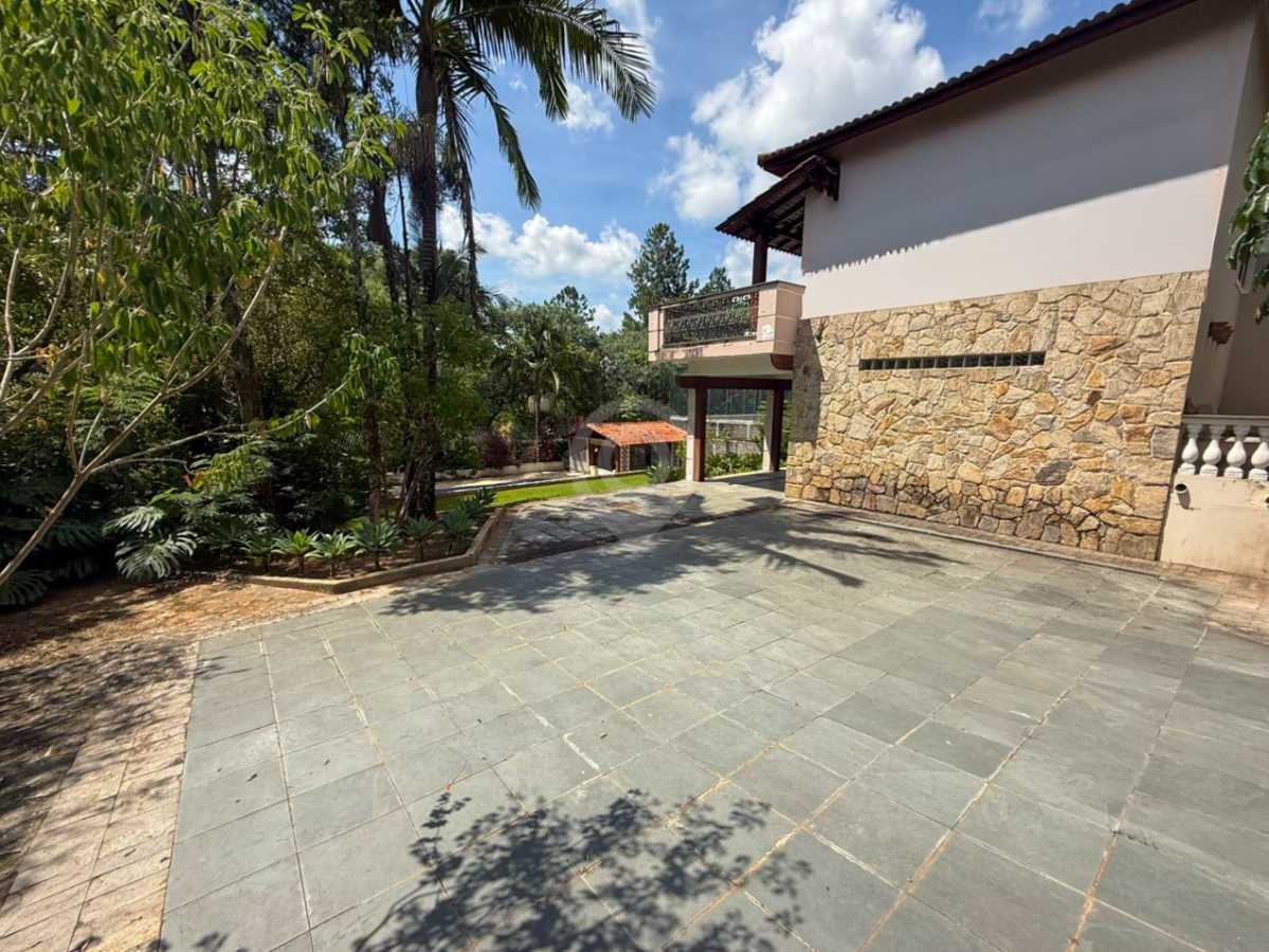 8ab46999-6e87-4cdb-869d-c1368f - 9