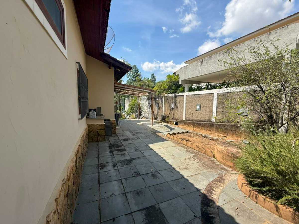 c15628e3-89c0-443c-9c52-8605ec - 14