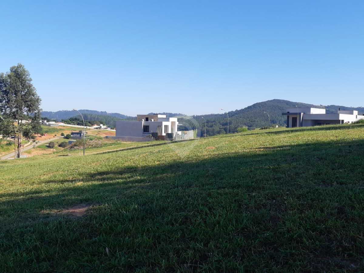 2647f794-5a02-41b3-8a5e-a52ee0 - 4