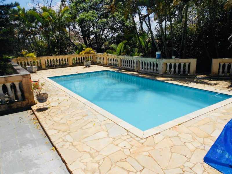 Piscina-imóvel-venda - 14