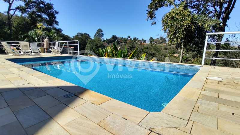 Piscina-imóvel-venda - 16