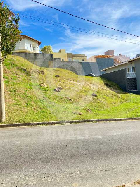 Terreno - Venda - 3