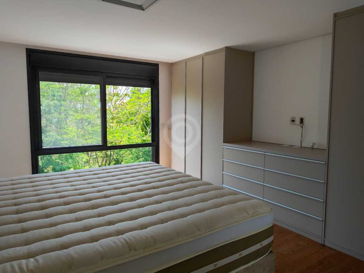 WhatsApp Image 2025-10-22 at 1 - 7