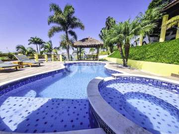 Casa à venda no modelo Porteira Fechada em Itatiba,SP Jardim Leonor 3 quartos 357m² - VICA30278