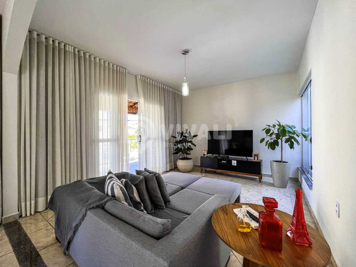 SALA DE ESTAR - 1