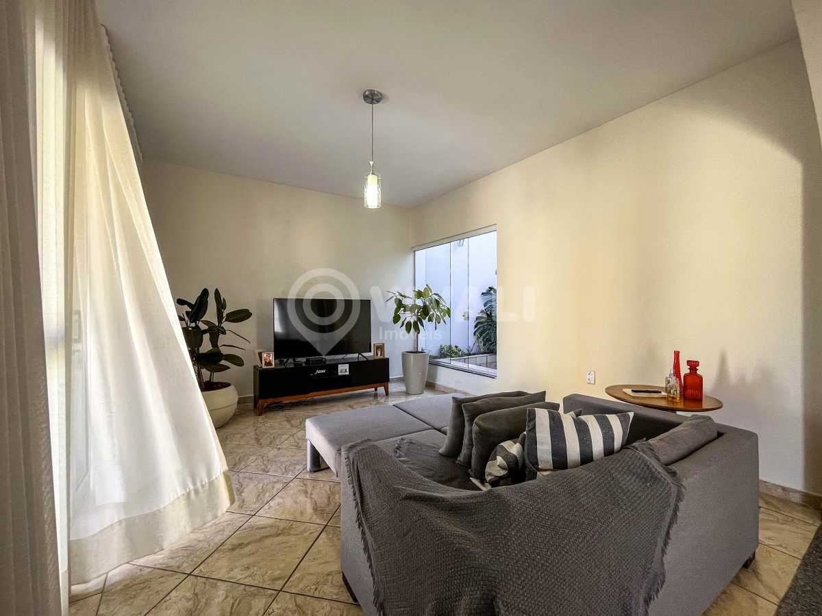 SALA DE ESTAR - 2