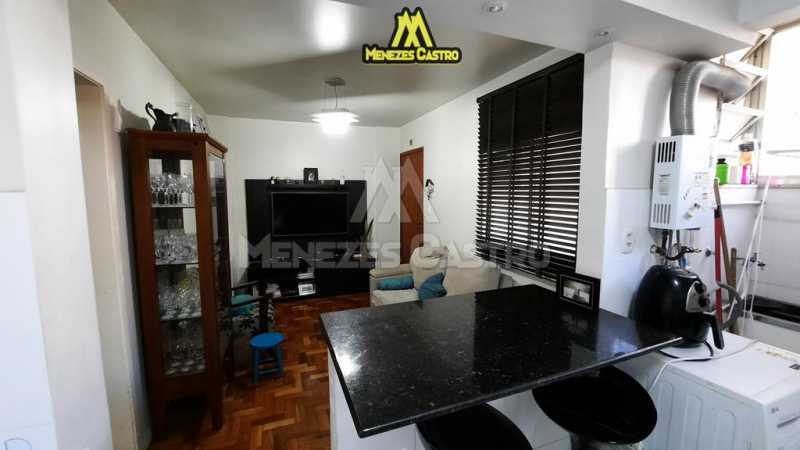 4.   Sala - 4