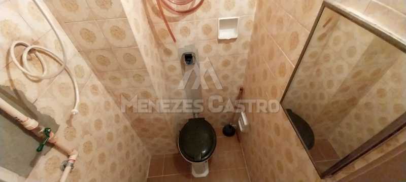 17 Banheiro Serviço - 19