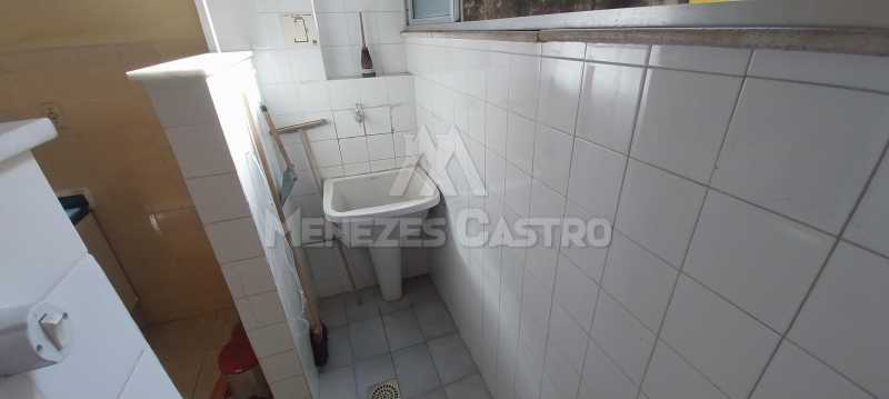 18 Área de Serviço - 18