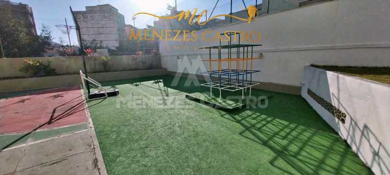 33 Parquinho infantil - 29