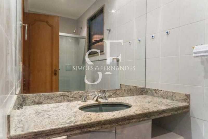 Conheça 19. do imóvel - Tijuca - Rua Marques de Valença - Apartamento amplo, 4 quartos, 2 suítes, dependência completa, 2 vagas. - BTAP40049 - 12 19. - 12