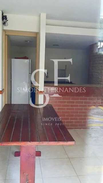 18 E. Dentro 3Qts 2Banh 1 Vaga - 18