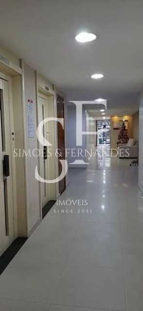 21 E. Dentro 3Qts 2Banh 1 Vaga - 21