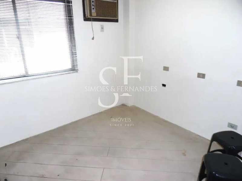 9570c577-cffa-4002-9bed-847bba - 6