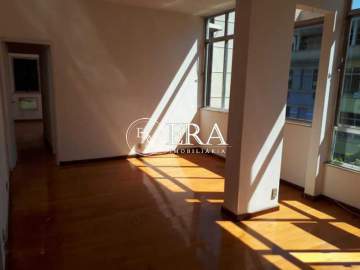 Ótima localização - Tijuca -Praça Xavier de Brito- Apartamento 2 quartos, dependência completa 1 vaga. - BTAP20629
