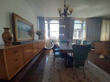 Ótima localização - Tijuca - Rua Itacuruçá - Apartamento amplo, 4 quartos, 2 suítes, dependência completa. 2 vagas. - BTAP40102