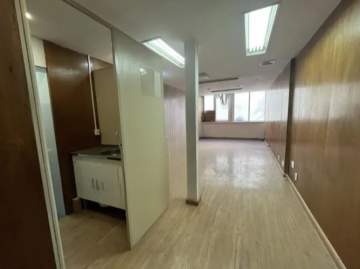 Ótima localização - Centro - Rua da Assembleia. Sala Comercial, com Lavabo. - BTSL00100