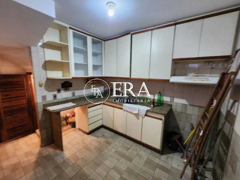 casa-com-4-quartos-a-venda-153 - 14