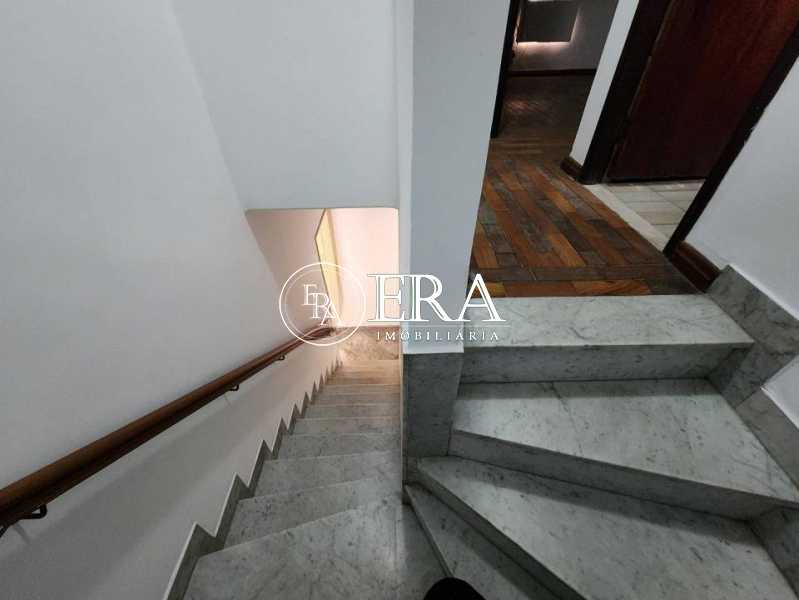 casa-com-4-quartos-a-venda-153 - 22
