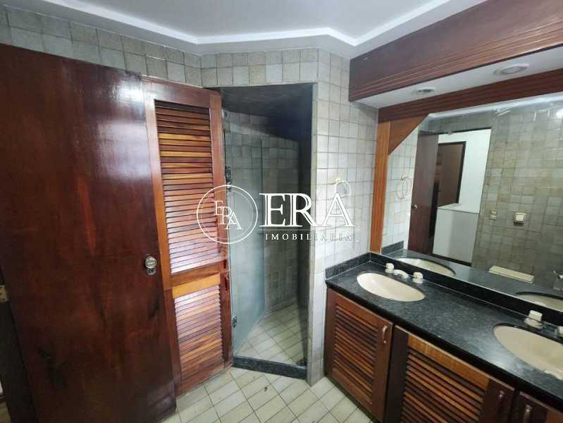 casa-com-4-quartos-a-venda-153 - 26