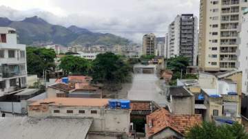 Oportunidade - Méier- Rua Coração de Maria- Apartamento com, 2 quartos, dependência completa, 1 vaga. - BTAP21014