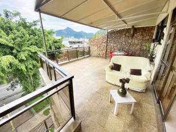 Imperdível - Barra da Tijuca- Jardim Oceânico. Avenida Erico Veríssimo- Linda Cobertura Duplex, 5 quartos, suítes, lavado, piscina, churrasqueira, 4 vagas. - BTCO50006