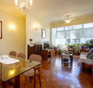 Oportunidade - Laranjeiras - Rua das Laranjeiras- Apartamento com varanda, 3 quartos. - BTAP30804