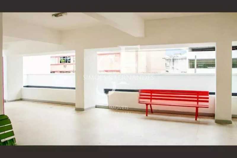 40-Photoroom 1 - 27