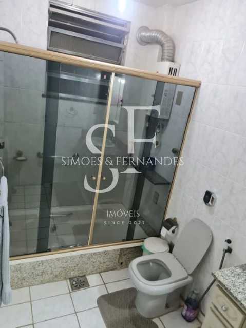Copacabanaruapompeuloureiro4qu - 25