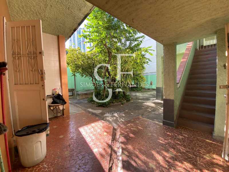 Conheça tijucaruaseverinobrandaocasadu do imóvel - Tijuca - Rua Severino Brandão - Casa Duplex com 6 quartos, quintal, jardim, 4 vagas. - BTCA60011 - 26 tijucaruaseverinobrandaocasadu - 26