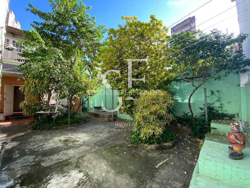 Conheça tijucaruaseverinobrandaocasadu do imóvel - Tijuca - Rua Severino Brandão - Casa Duplex com 6 quartos, quintal, jardim, 4 vagas. - BTCA60011 - 25 tijucaruaseverinobrandaocasadu - 25