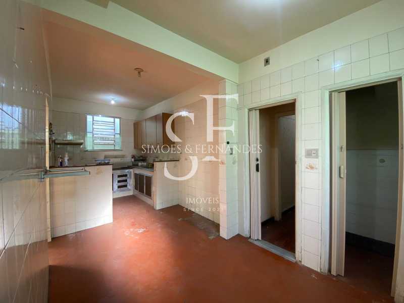 Conheça tijucaruaseverinobrandaocasadu do imóvel - Tijuca - Rua Severino Brandão - Casa Duplex com 6 quartos, quintal, jardim, 4 vagas. - BTCA60011 - 5 tijucaruaseverinobrandaocasadu - 5