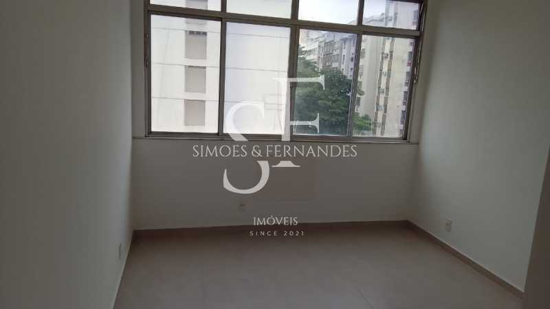 17304628-9899-4224-aaff-aa56e7 - 13