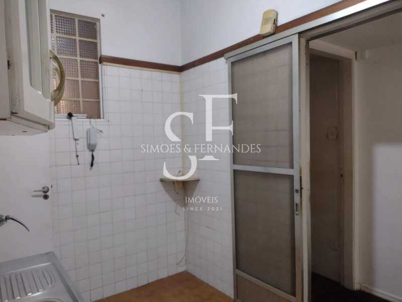 981496433935784 - 15
