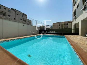 Imperdível - Tijuca - Rua Alfredo Pinto - Apartamento 2 quartos, 1 suíte, varanda, dependência, 1 vaga. - BTAP21369