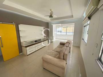 Imperdível - Tijuca - Rua Tomaz Coelho - Apartamento reformado, 3 quartos, 1 suíte, lavabo, dependência, 1 vaga. - BTAP31006
