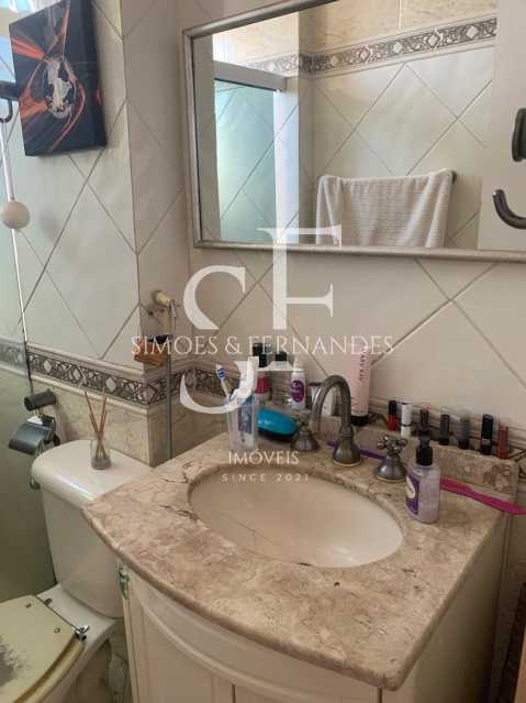 9adc50f2-f377-4909-a8c6-3b9d1b - 12