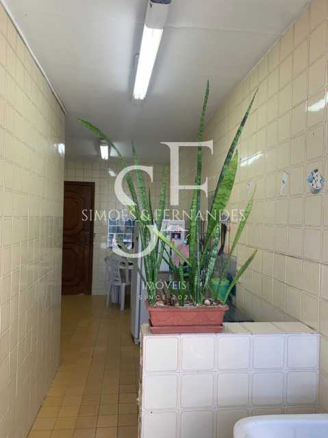 b90f7f01-7b41-4e7e-b8bc-fea1a0 - 14