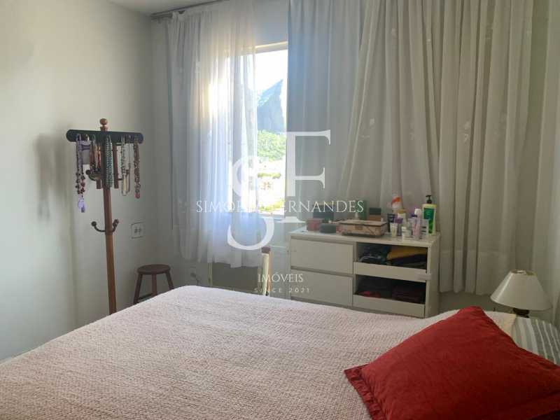 c832e345-3ee4-4af7-bf97-090f73 - 7