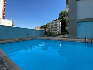 Ótima localização - Tijuca - Rua Carvalho Alvim - Apartamento 2 quartos, 1 suíte, varanda, dependência, 2 vagas. - BTAP21415