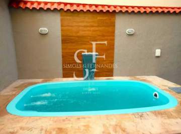 Espetacular - Tijuca - Rua Morales de Los Rios - Casa Duplex 5 quartos, 1 suíte, piscina, área gourmet, 3 vagas. - BTCA50030