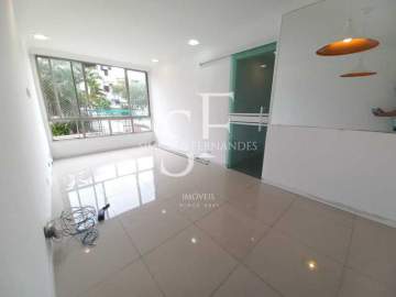 Ótima localização - Méier - Rua Silva Rabelo - Ampla sala - 3 quartos sendo 1 suíte com closet - banheiro social - com lazer completo - 1 vaga. - BTAP31042