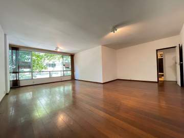 Imperdível - Tijuca - Rua Antônio Basílio, Apartamento com 4 quartos sendo 1 suíte, 2 vagas e 2 dependências - BTAP40206